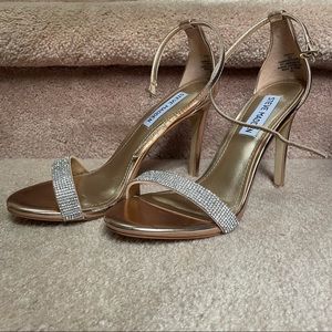 NWOT-Steve Madden Heels